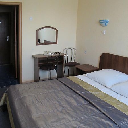 Hotel Vetraz 维捷布斯克 外观 照片