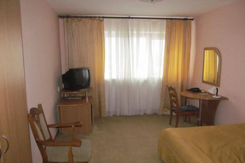 Hotel Vetraz 维捷布斯克 外观 照片