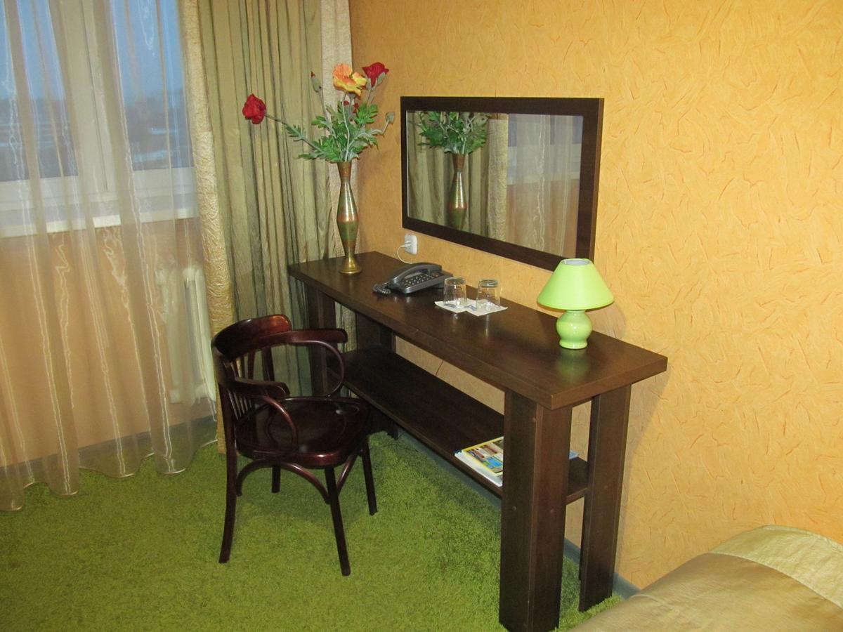 Hotel Vetraz 维捷布斯克 外观 照片