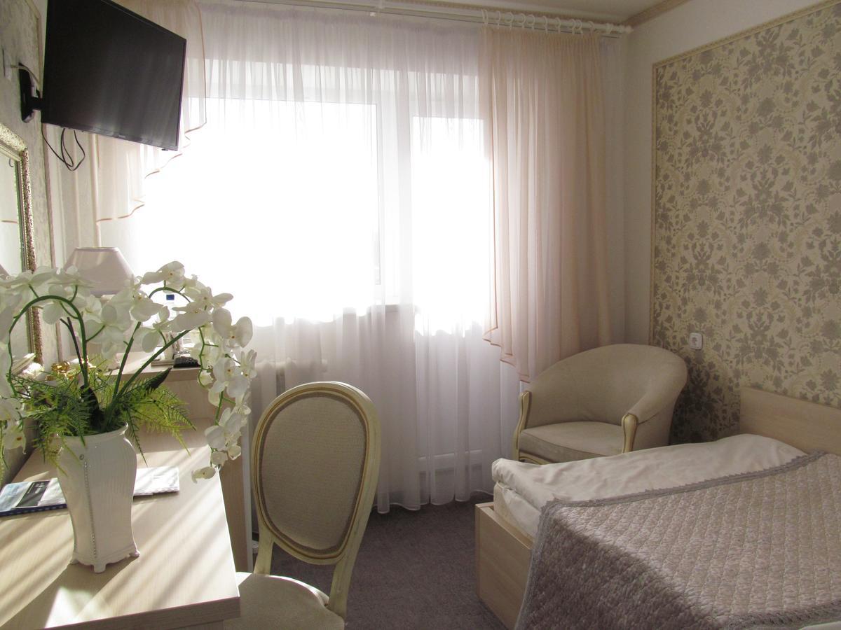 Hotel Vetraz 维捷布斯克 外观 照片