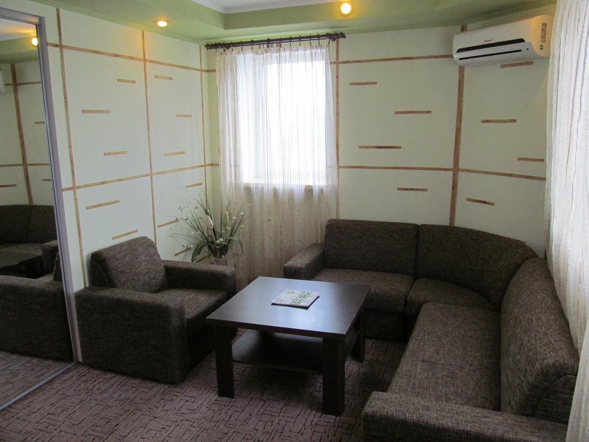 Hotel Vetraz 维捷布斯克 外观 照片